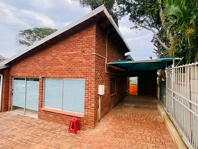 1 Bedroom Apartment To Rent in Durban North - dTUy.webp