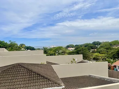 3 Bedroom Townhouse To Rent in Durban North - bohI.webp