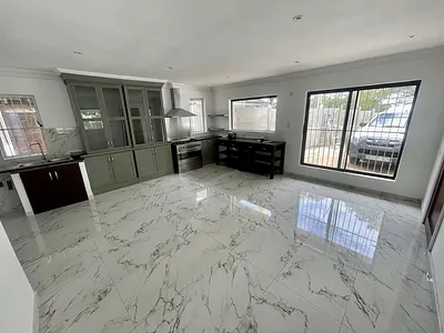 2 Bedroom House To Rent in Umhlanga - yAOY.webp