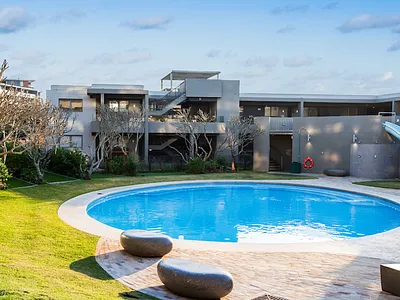 1 Bedroom Apartment For Sale in Sibaya Precinct, Umhlanga - FP5Y.webp