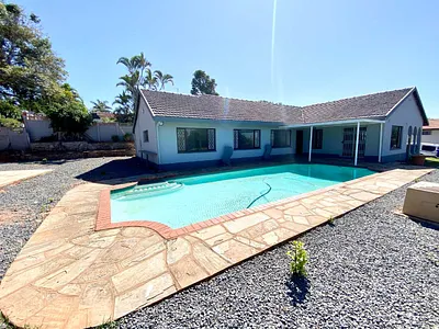4 Bedroom House To Rent in Umhlanga - FwzG.webp
