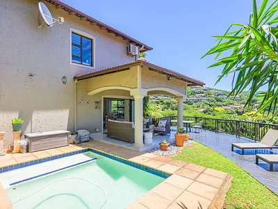 3 Bedroom Townhouse For Sale in Umhlanga - BuVF.webp