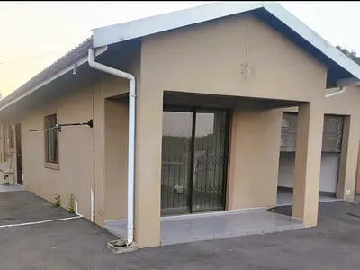 3 Bedroom House To Rent in Phoenix - osTE.webp