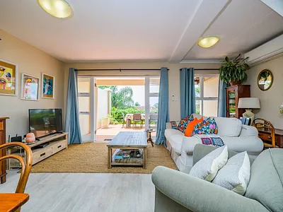 3 Bedroom Townhouse For Sale in Durban North - T8Jr.webp