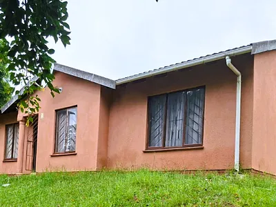 3 Bedroom House For Sale in Durban - YN4v.webp