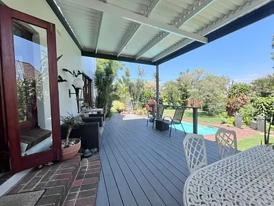 4 Bedroom House For Sale in Durban North - XGf9.webp