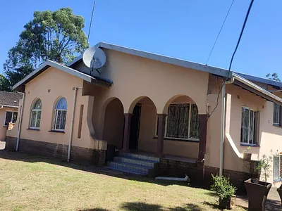 7 Bedroom House For Sale in Durban - tq8a.webp