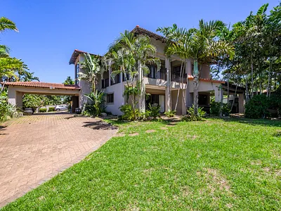 4 Bedroom House For Sale in Umhlanga - XxhK.webp