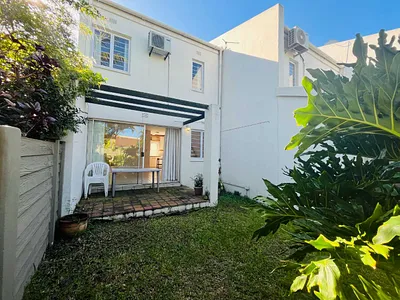 2 Bedroom Townhouse To Rent in Umhlanga Rocks, Umhlanga - img