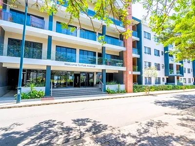 3 Bedroom Apartment To Rent in Umhlanga - 4elc.webp