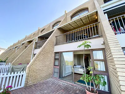 3 Bedroom Townhouse To Rent in Umhlanga - V3Bo.webp