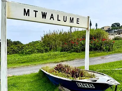 5 Bedroom House For Sale in Mtwalume - nfJm.webp