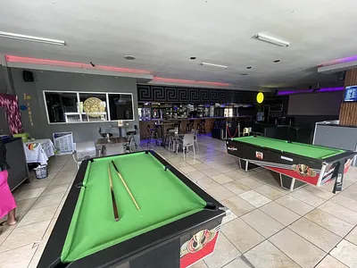 Commercial Property To Rent in Durban North - RvqV.webp