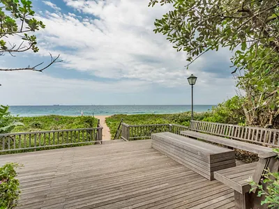 4 Bedroom Townhouse For Sale in Umhlanga Rocks, Umhlanga - img