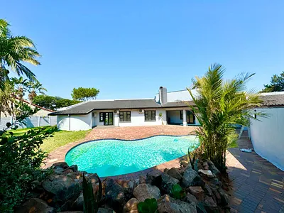 4 Bedroom House To Rent in Umhlanga - img
