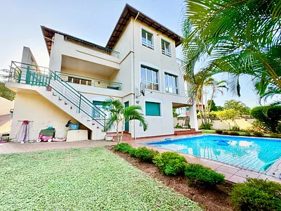 4 Bedroom House To Rent in Umhlanga - img