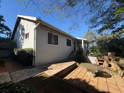 3 Bedroom House For Sale in Durban North - eNPp.webp