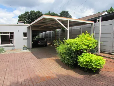 3 Bedroom House To Rent in Pretoria - bAc3.webp