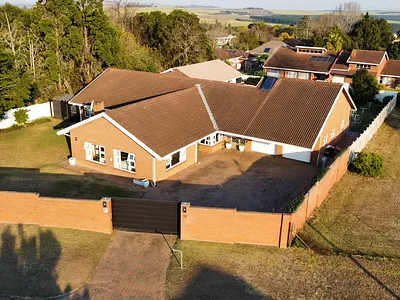 5 Bedroom House For Sale in New Hanover - img