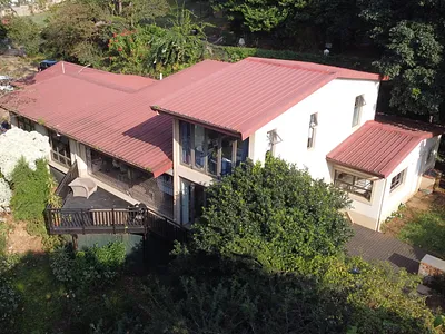 3 Bedroom House For Sale in Kloof - jmQV.webp