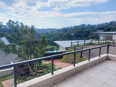 3 Bedroom Apartment For Sale in Kloof - GZJD.webp