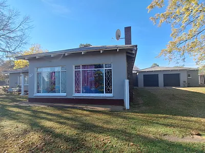 5 Bedroom House For Sale in Frankfort - B90O.webp