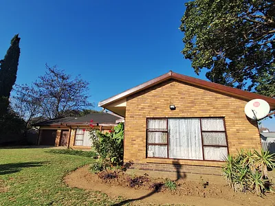 5 Bedroom House For Sale in Frankfort - b9n2.webp