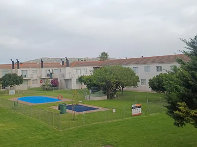 2 Bedroom Apartment To Rent in Langebaan - q1IY.webp