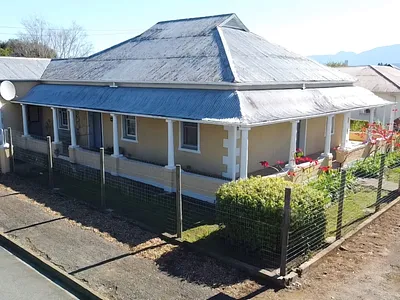 4 Bedroom House For Sale in Riversdale - 5S6l.webp