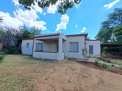 3 Bedroom House For Sale in Aliwal North - ICWS.webp