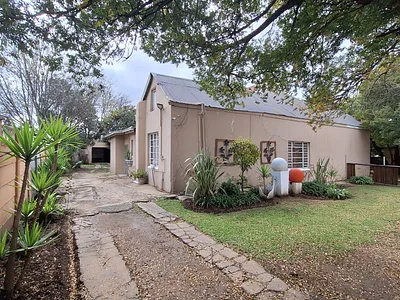 3 Bedroom House For Sale in Reitz - img