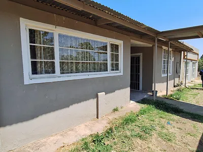 3 Bedroom House For Sale in Frankfort - qBF7.webp