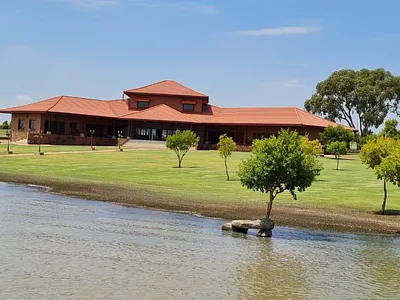Farm For Sale in Oranjeville - img