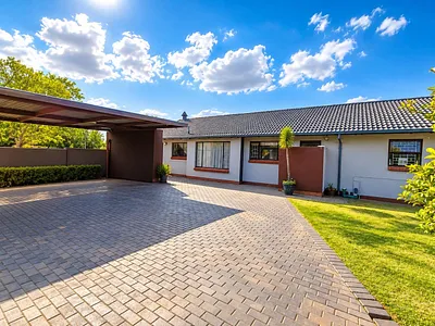 3 Bedroom House For Sale in Bloemfontein - img