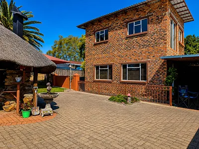 5 Bedroom House For Sale in Bloemfontein - img