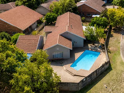 4 Bedroom House For Sale in Bloemfontein - tHSG.webp