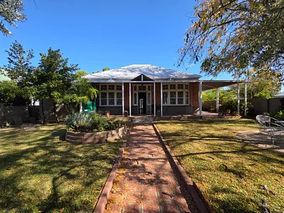 4 Bedroom House For Sale in Kimberley - WmhP.webp