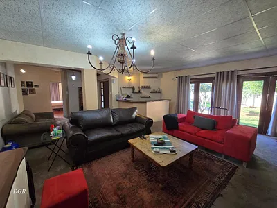 4 Bedroom House For Sale in Kimberley - pPDy.webp