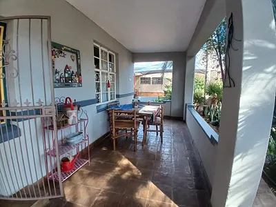 4 Bedroom House For Sale in Kimberley - 8roK.webp