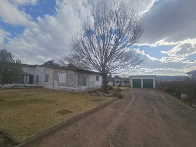 4 Bedroom House For Sale in Ladybrand - RpBw.webp