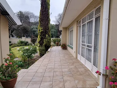 4 Bedroom House For Sale in Bloemfontein - wZ3O.webp