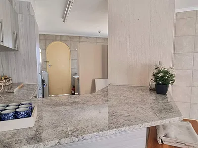 2 Bedroom Townhouse For Sale in Bloemfontein - GW5D.webp