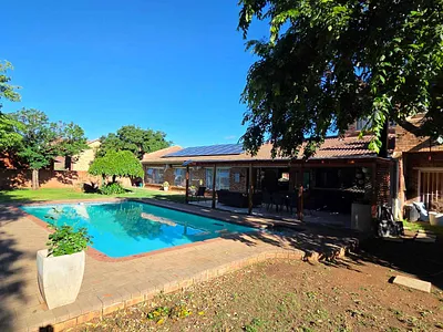 4 Bedroom House For Sale in Bloemfontein - pnnk.webp