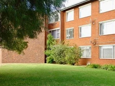2 Bedroom Apartment For Sale in Kimberley - UNwF.webp