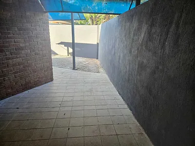 1 Bedroom Apartment To Rent in Kimberley - n8GQ.webp