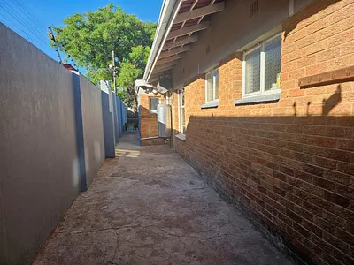1 Bedroom Apartment To Rent in Kimberley - i0we.webp