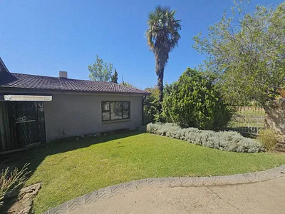 3 Bedroom House For Sale in Ladybrand - hSyn.webp