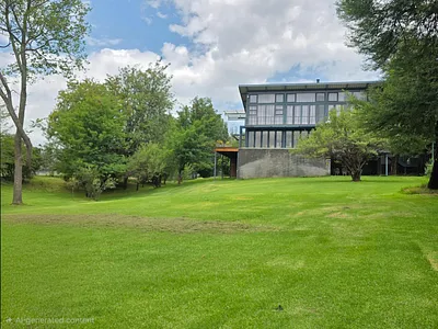 6 Bedroom House For Sale in Bloemfontein - DgMl.webp