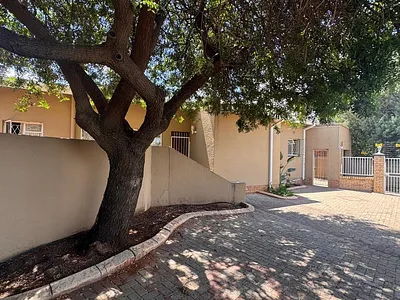 3 Bedroom House For Sale in Kimberley - A9od.webp