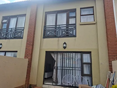 3 Bedroom Apartment To Rent in Pretoria - img